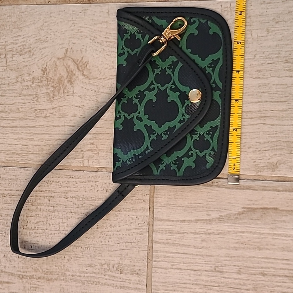 Stylish Green and Blue Women's C Wonder Bag Attachment BNWOT